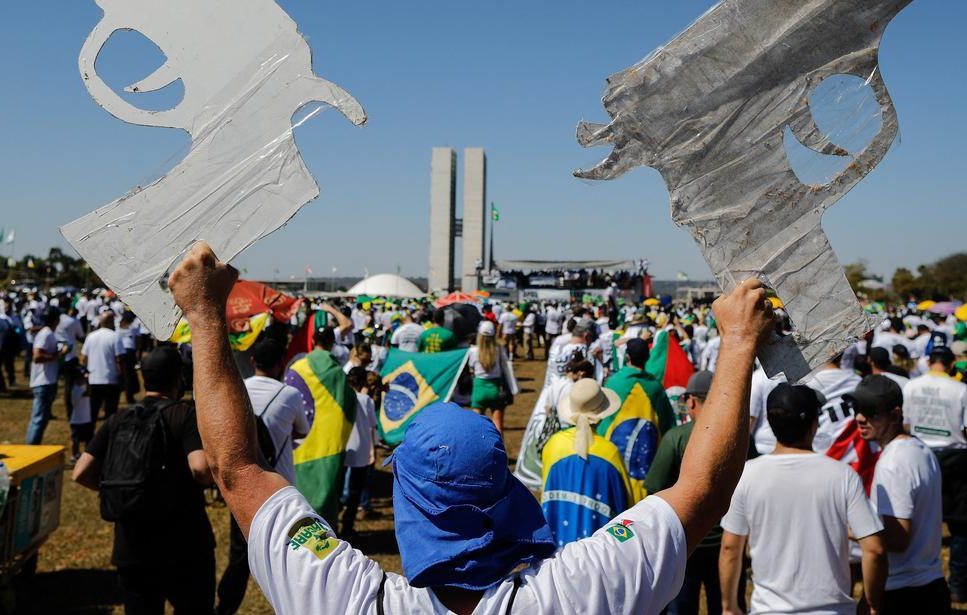 Pesquisas criminalizadas e convite a rebelião